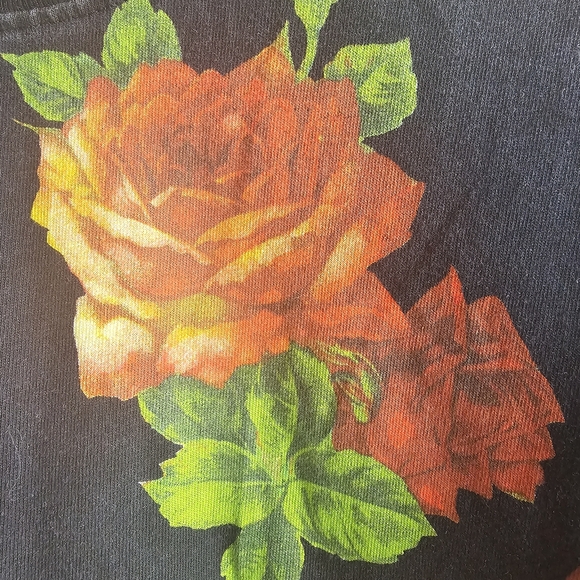 Oversized Thick Floral Tee - Picture 5 of 9